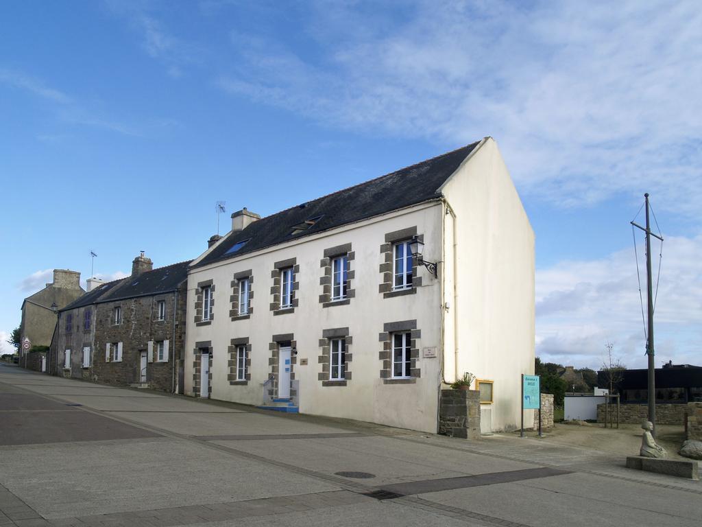 Gite Les Pingouins De L'Aber Albergue Brélès Exterior foto