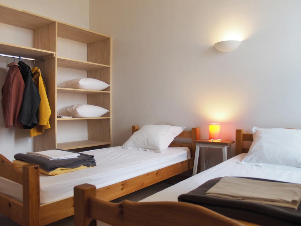 Gite Les Pingouins De L'Aber Brélès Habitación foto